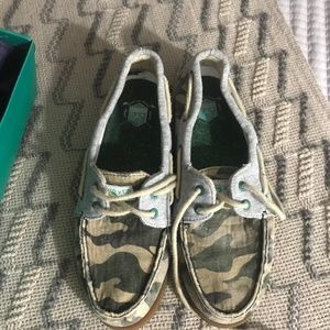 SPERRY extra butter camo boat shoes EUC golf 11